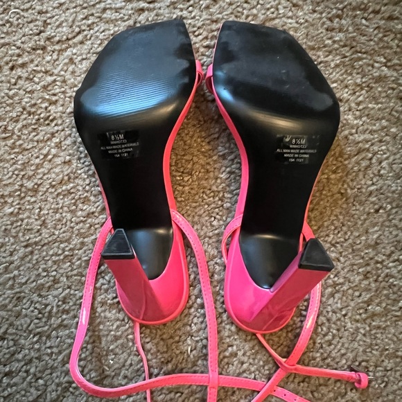 Nine West heels - HOT PINK - Picture 4 of 5